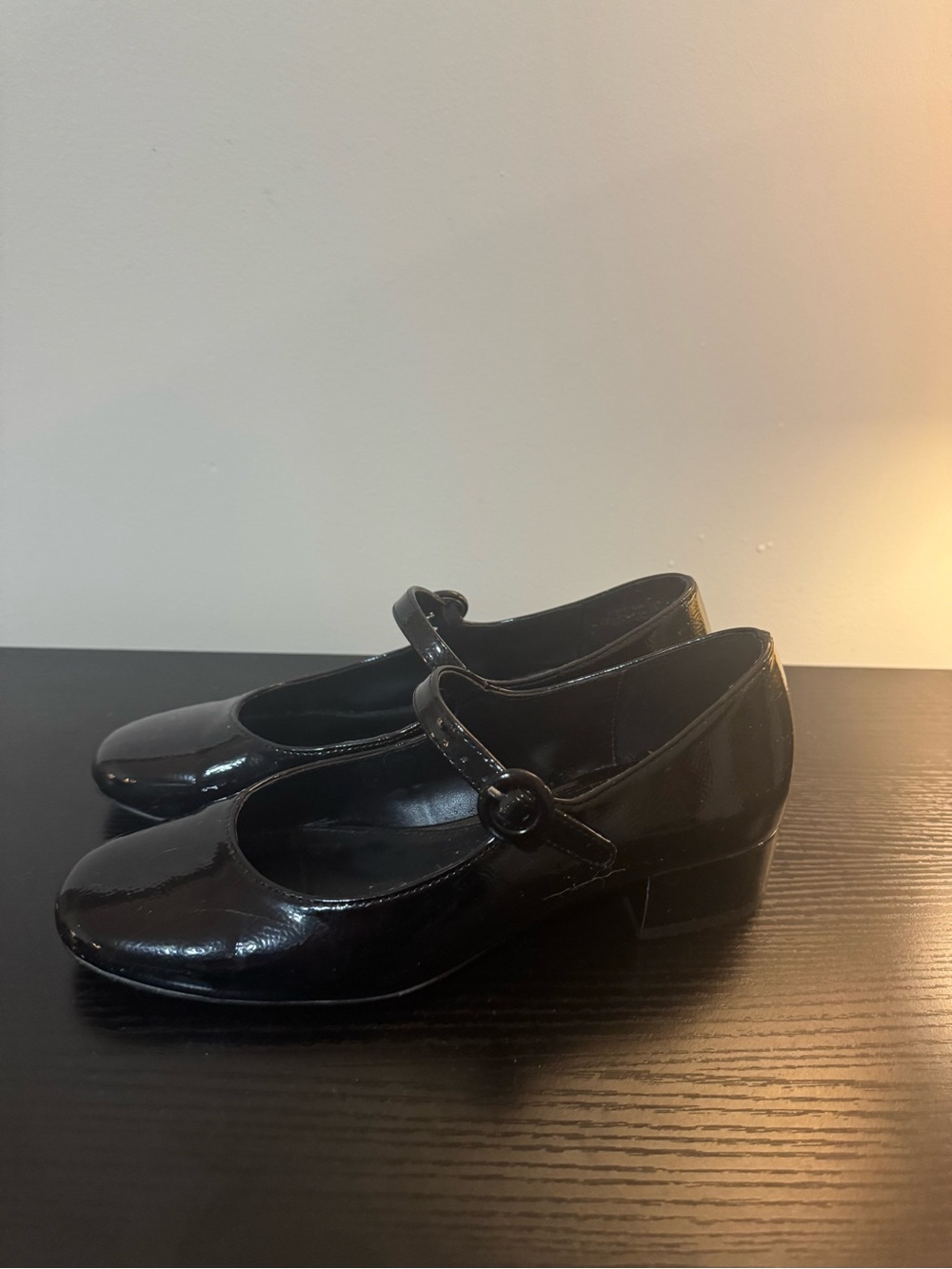 Steve Madden - Black Patent Mary Jane low Heels